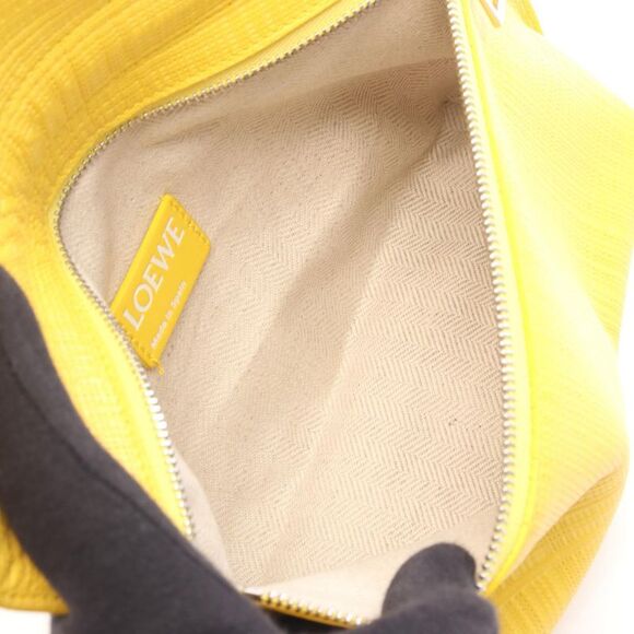 Loewe Anagram Leather Shoulder Bag - Picture 8 of 8